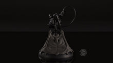 Load image into Gallery viewer, DC COMICS™  Catwoman: Rebirth Q-Fig Figure