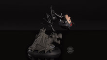 Load image into Gallery viewer, DC COMICS™  Catwoman: Rebirth Q-Fig Figure